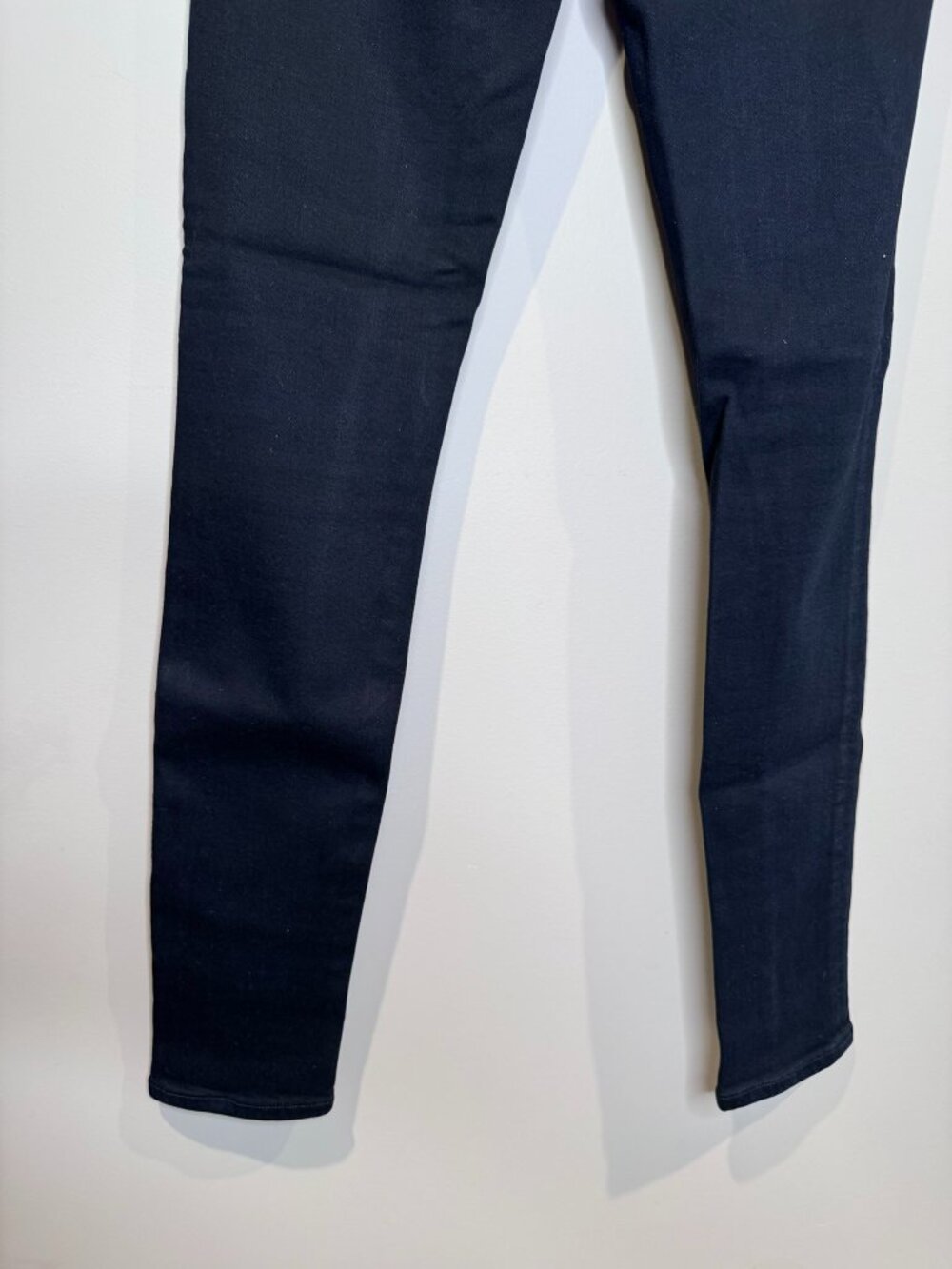 Citizens of Humanity | 'Rocket' High-Rise Skinny Jeans | Black | Size: 27  - Picture 9 of 11